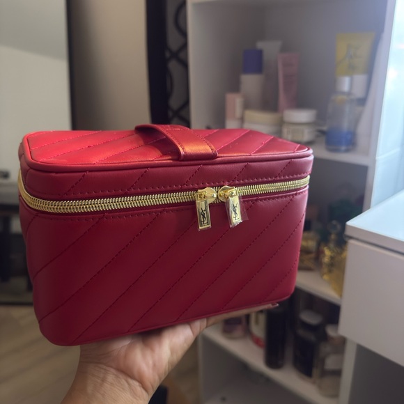 Yves Saint Laurent Quilted Red Leather Cosmetic Case with Gold Hardware - Picture 4 of 9